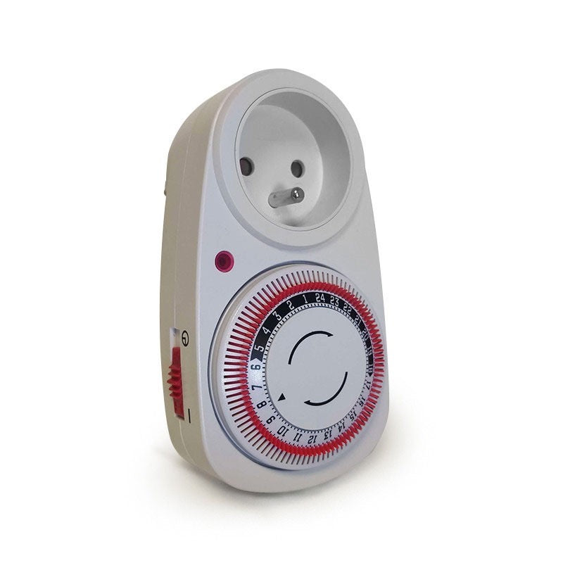 24h LED-ajastinohjelmoija sisätiloihin | 3680W | Mekaaninen ajastin 15 min väleillä