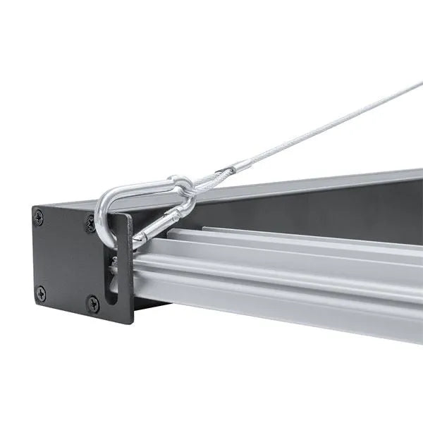 LUMii Black - XLED 680W LED-valaisin ripustusmekanismi ja kiinnityskaapeli. Täyden spektrin kasvivalaisin energiatehokkaaseen viljelyyn.